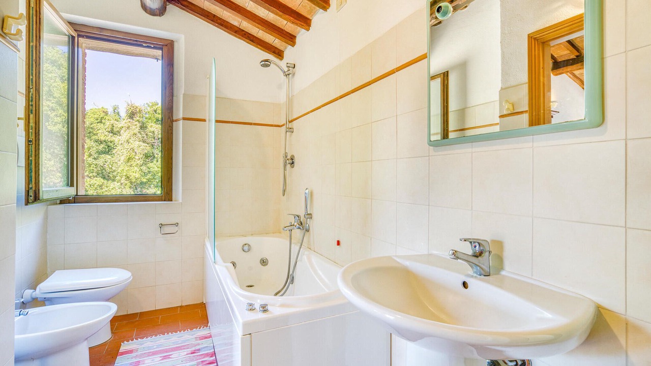 Photo of Bathroom in Scansano