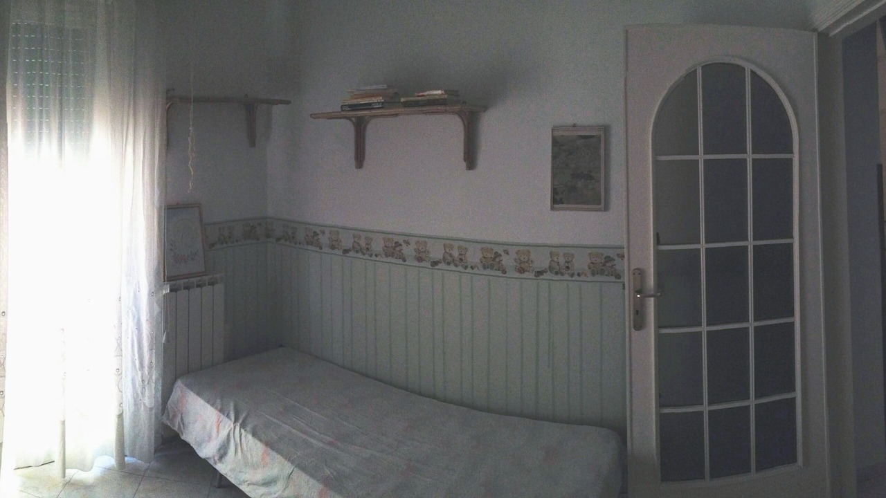 Photo of Bedroom in Meta