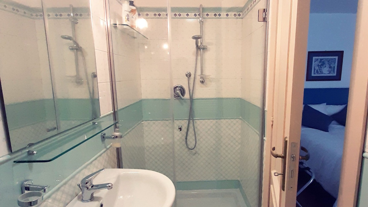 Photo of Bathroom in Chiaia