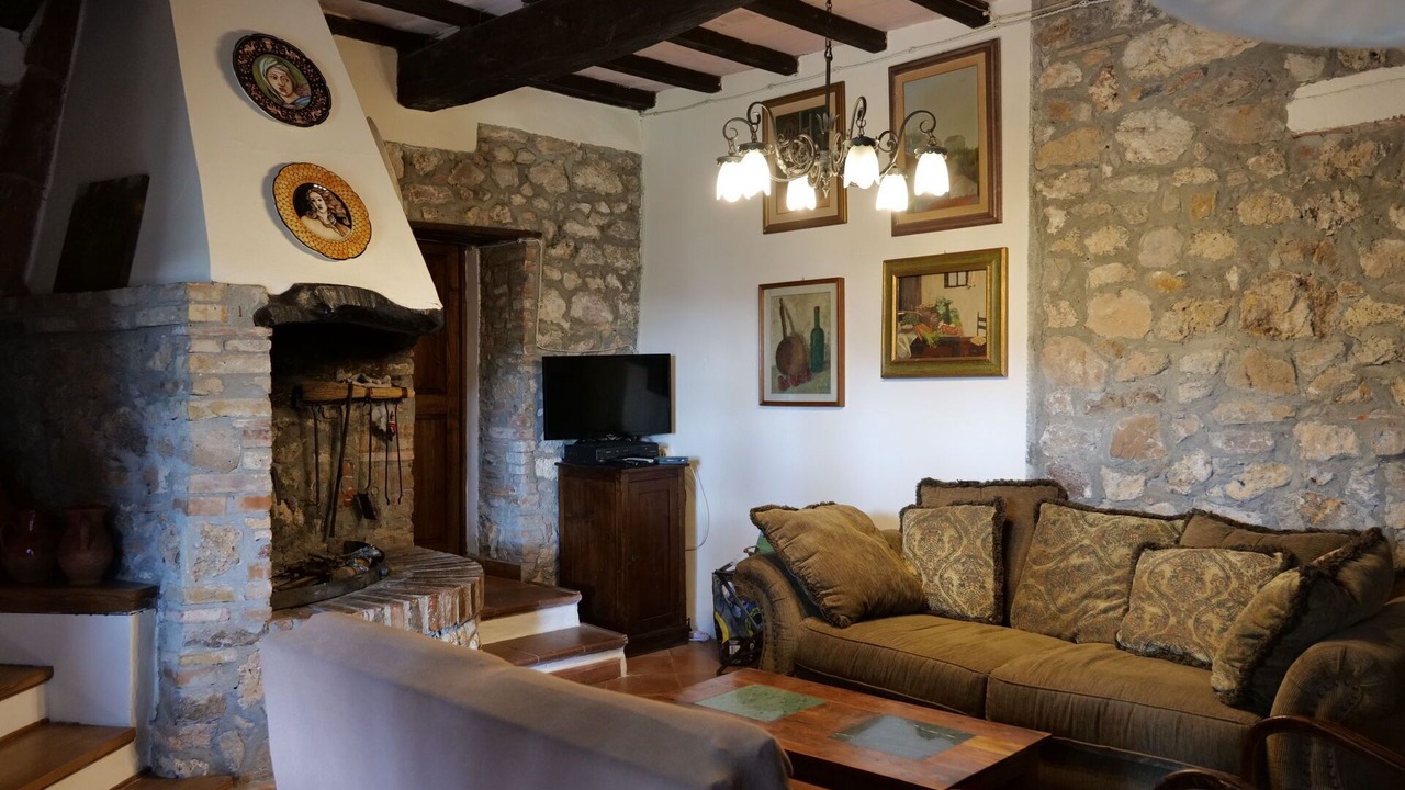 Photo of Bedroom in Monticiano