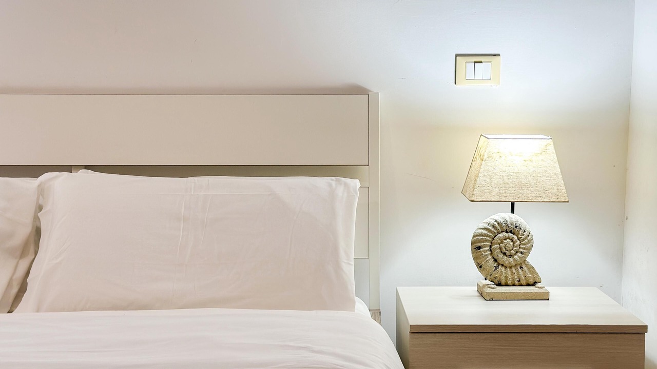 Photo of Bedroom in Meta