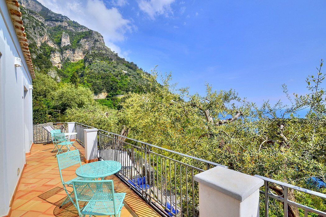 Photo of Patio Balcony in Laurito