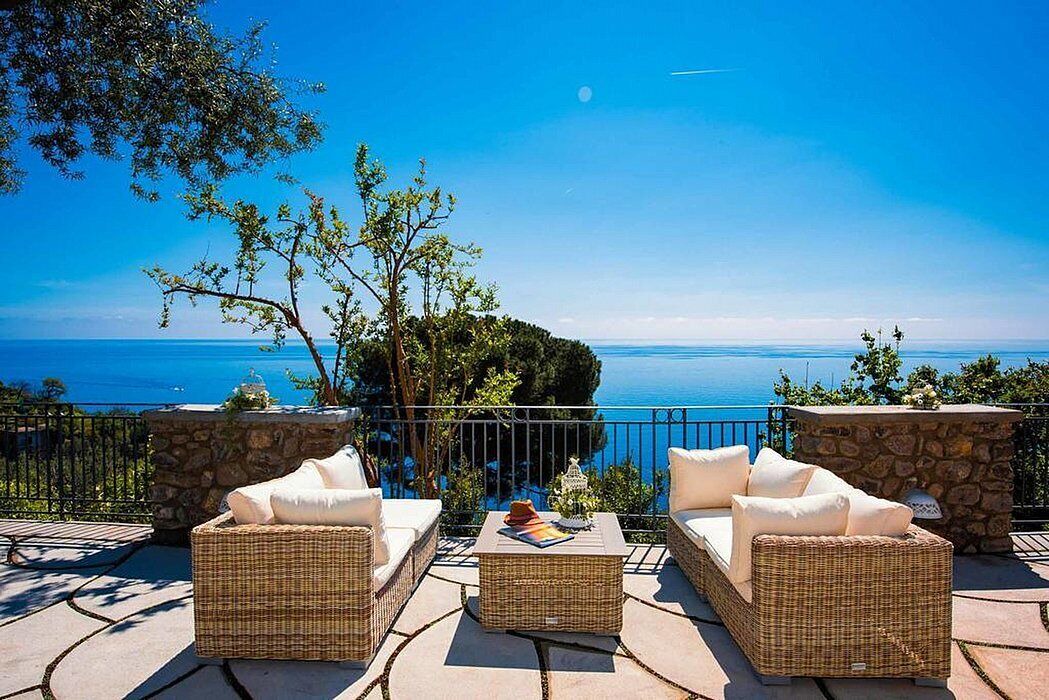 Photo of Patio Balcony in Laurito