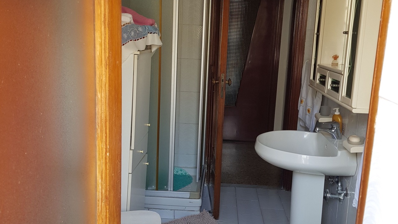 Photo of Bathroom in Bacoli