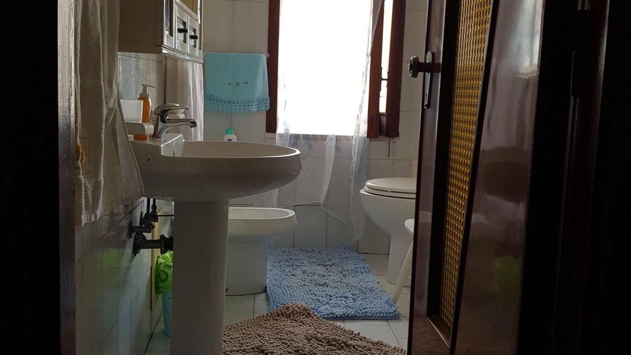 Photo of Bathroom in Bacoli
