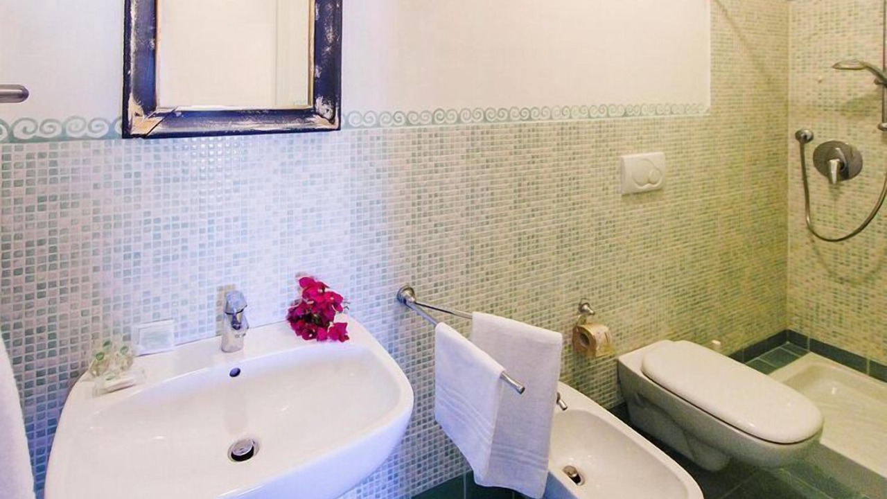 Photo of Bathroom in Baja Sardinia