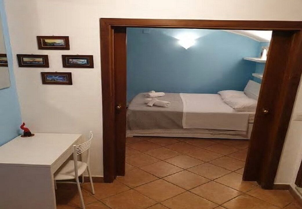Photo of Bedroom in Naples City Centre