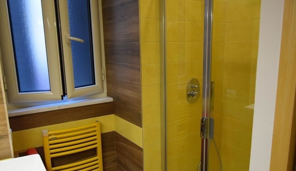 Photo of Bathroom in Quartieri Spagnoli