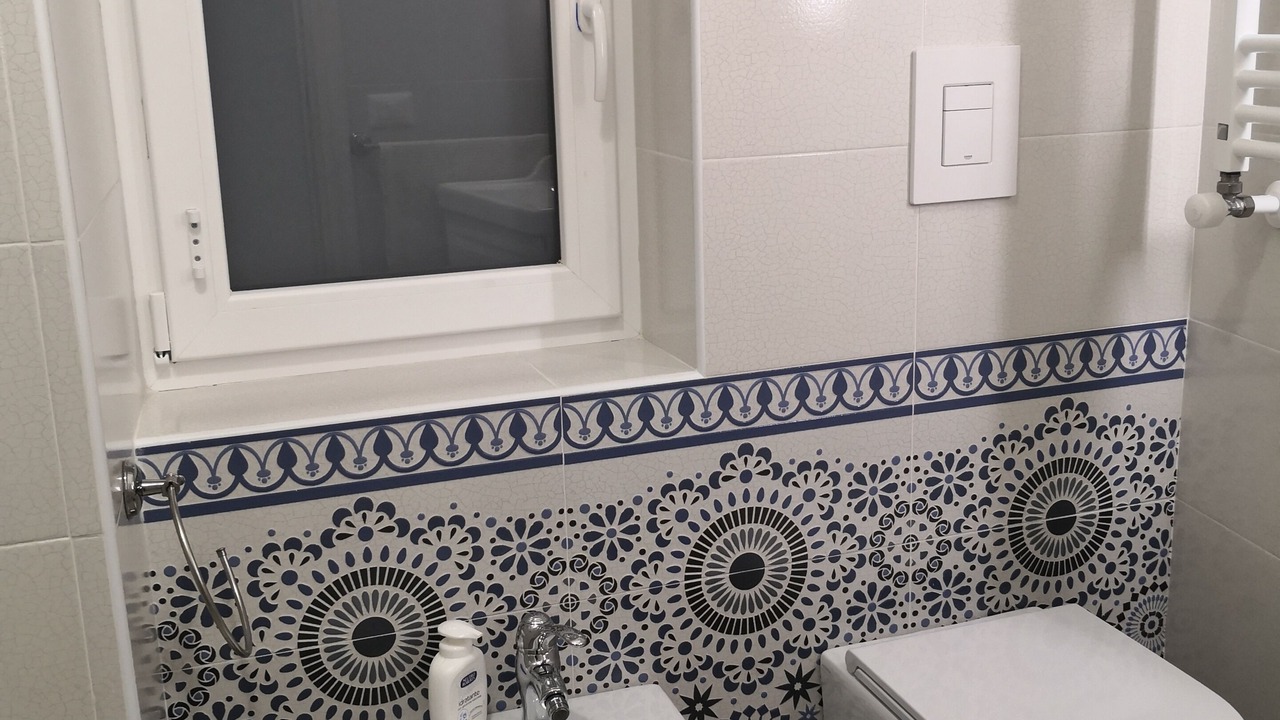 Photo of Bathroom in Meta