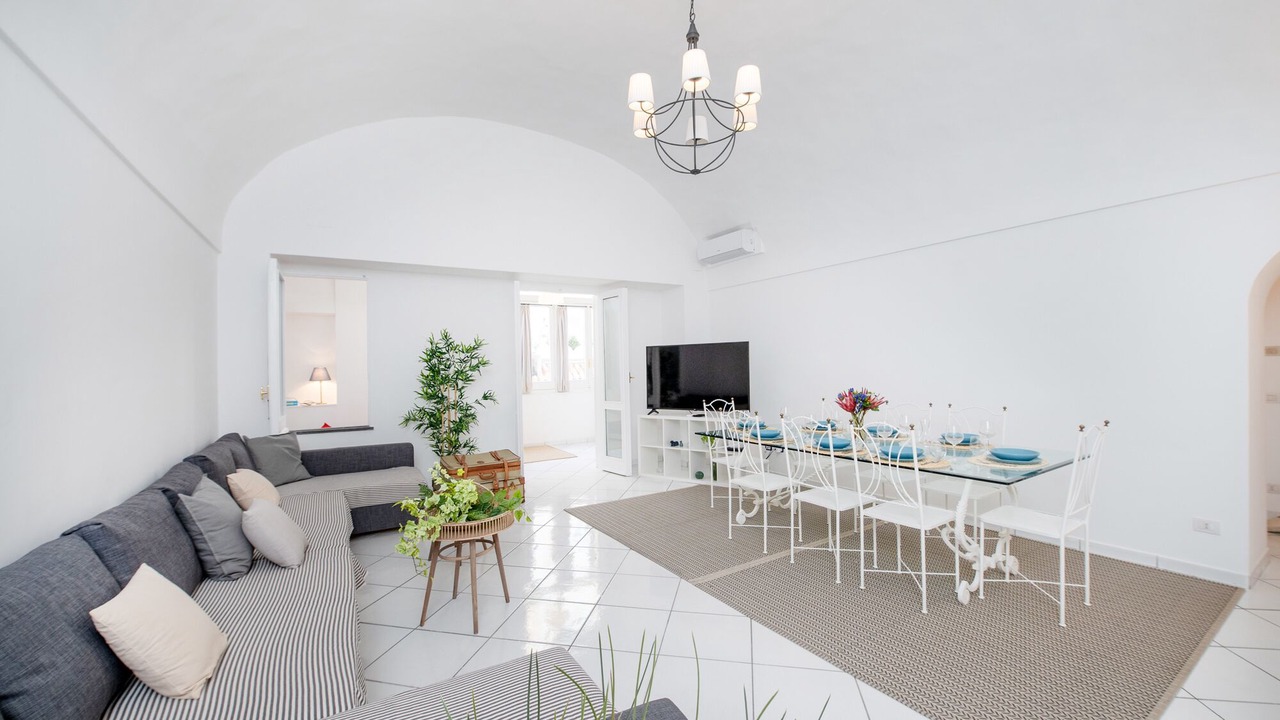 Photo of Livingroom in Capri