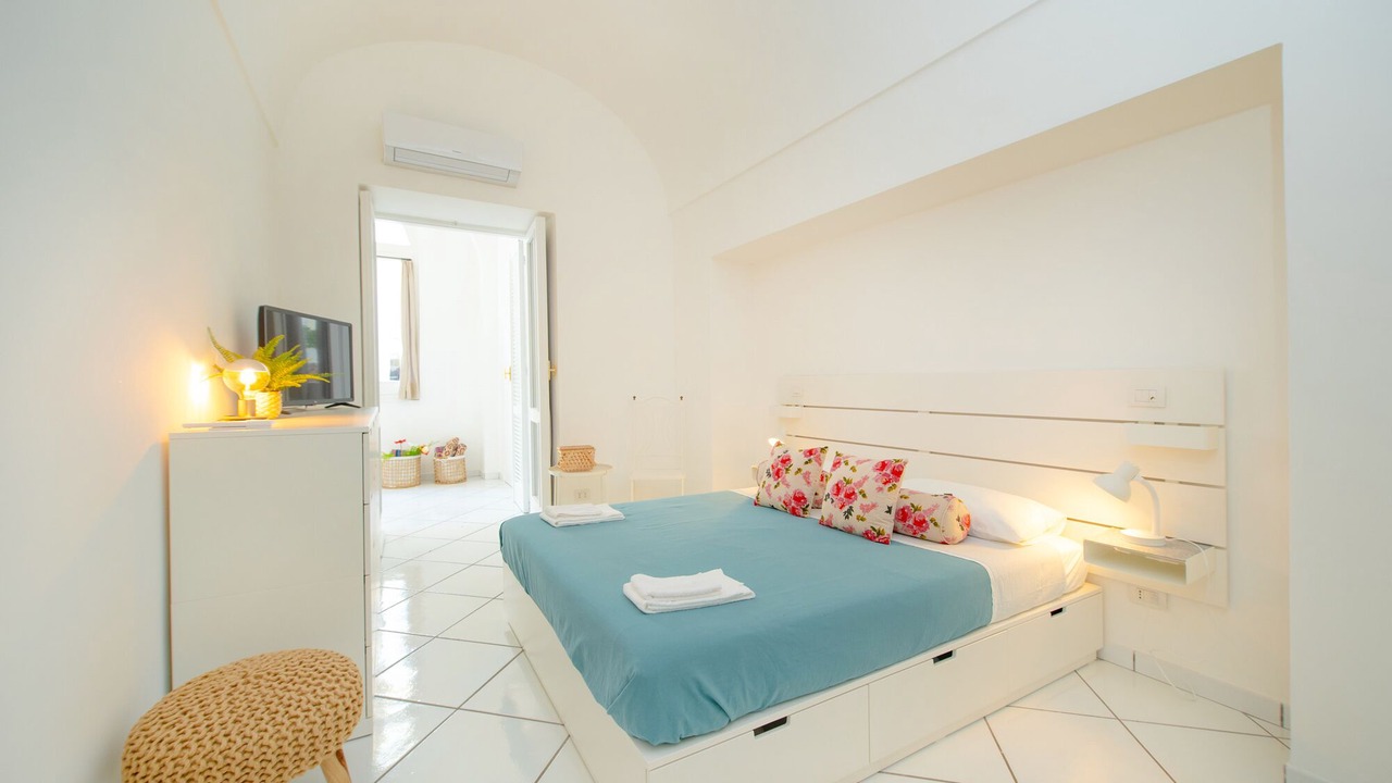Photo of Bedroom in Capri