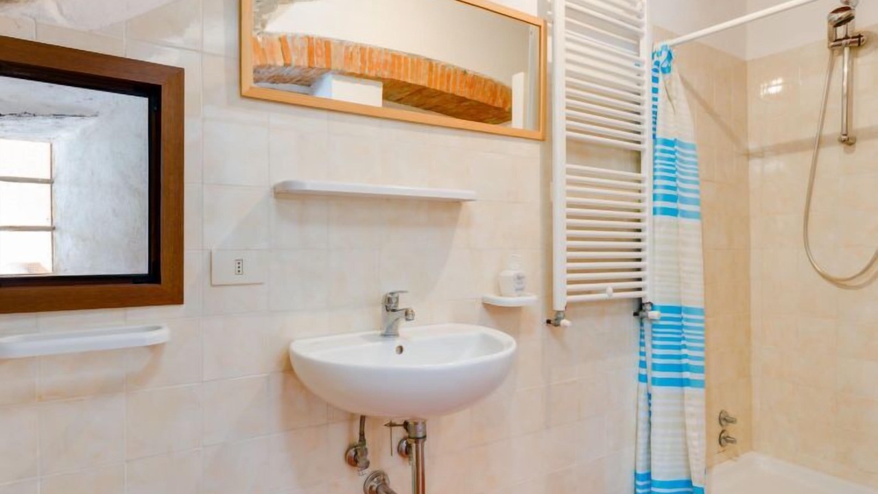 Photo of Bathroom in Bucine