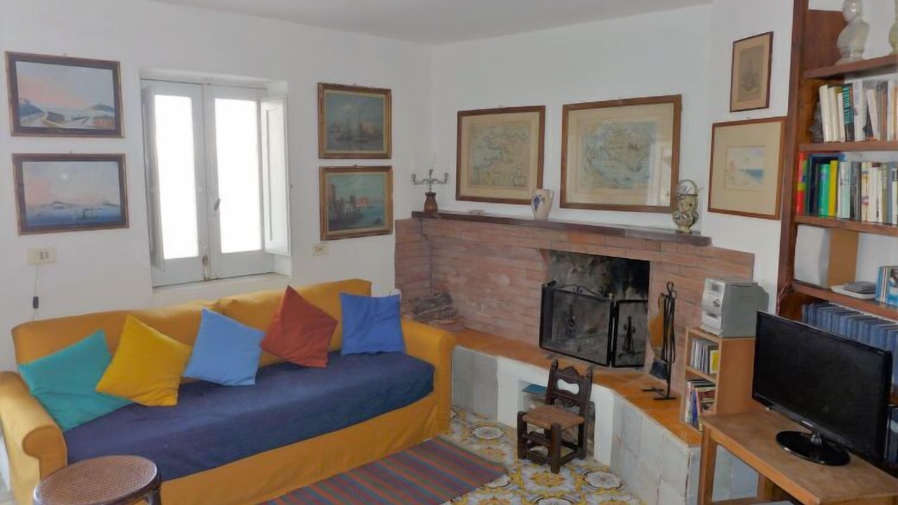 Photo of Livingroom in Ischia Porto