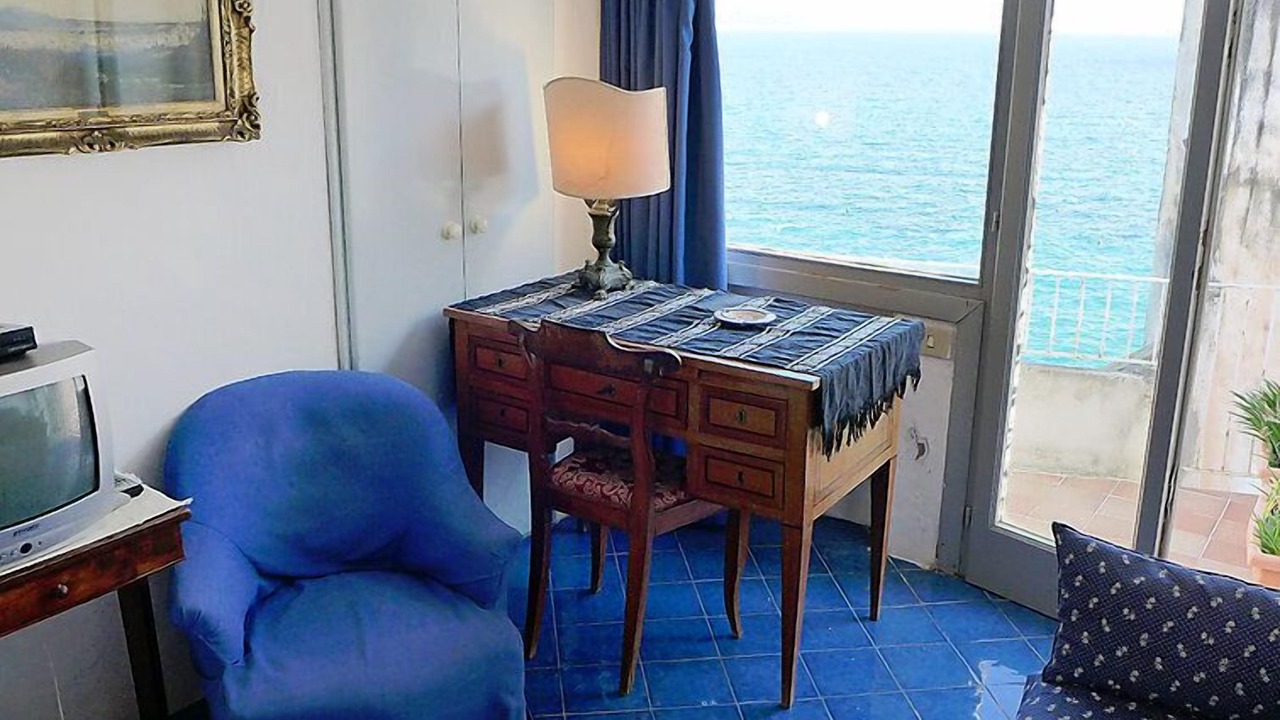 Photo of Livingroom in Ischia Porto
