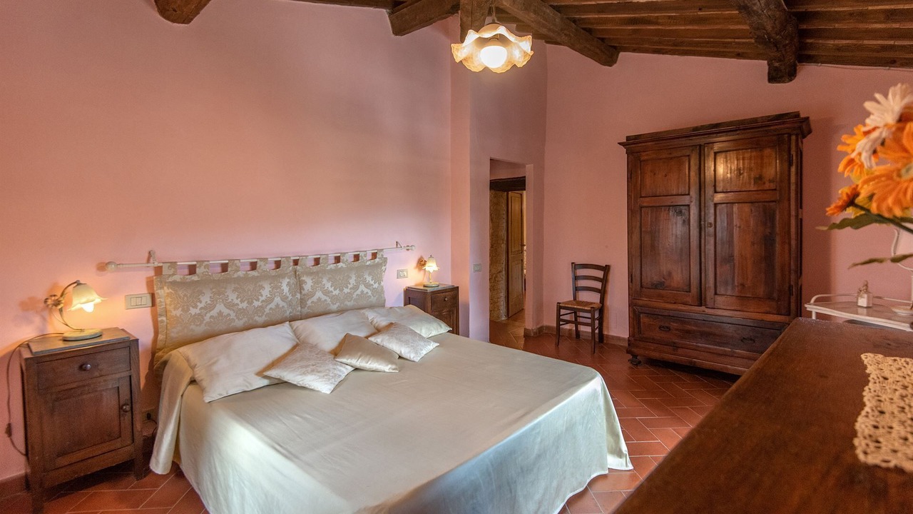 Photo of Bedroom in Montalcino