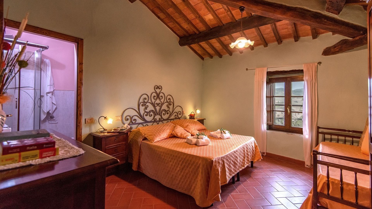Photo of Bedroom in Montalcino