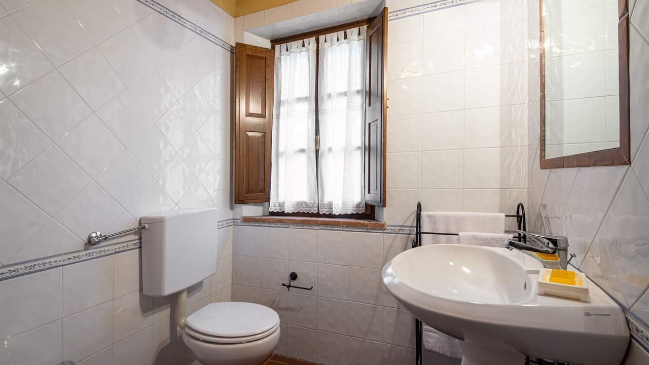 Photo of Bathroom in Arcidosso