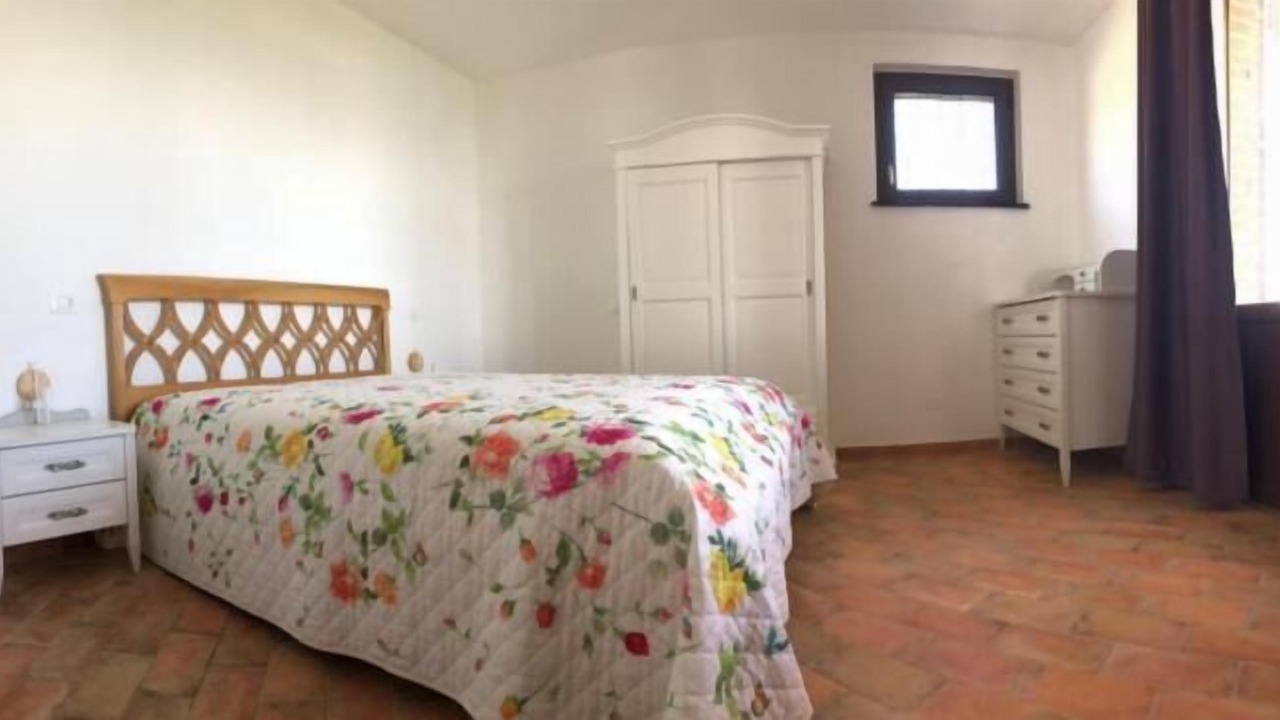 Photo of Bedroom in Tuoro sul Trasimeno