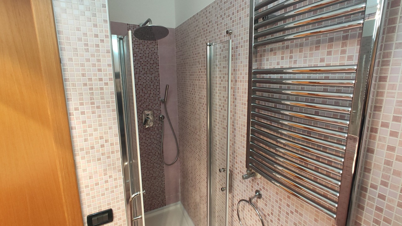 Photo of Bathroom in Lettere