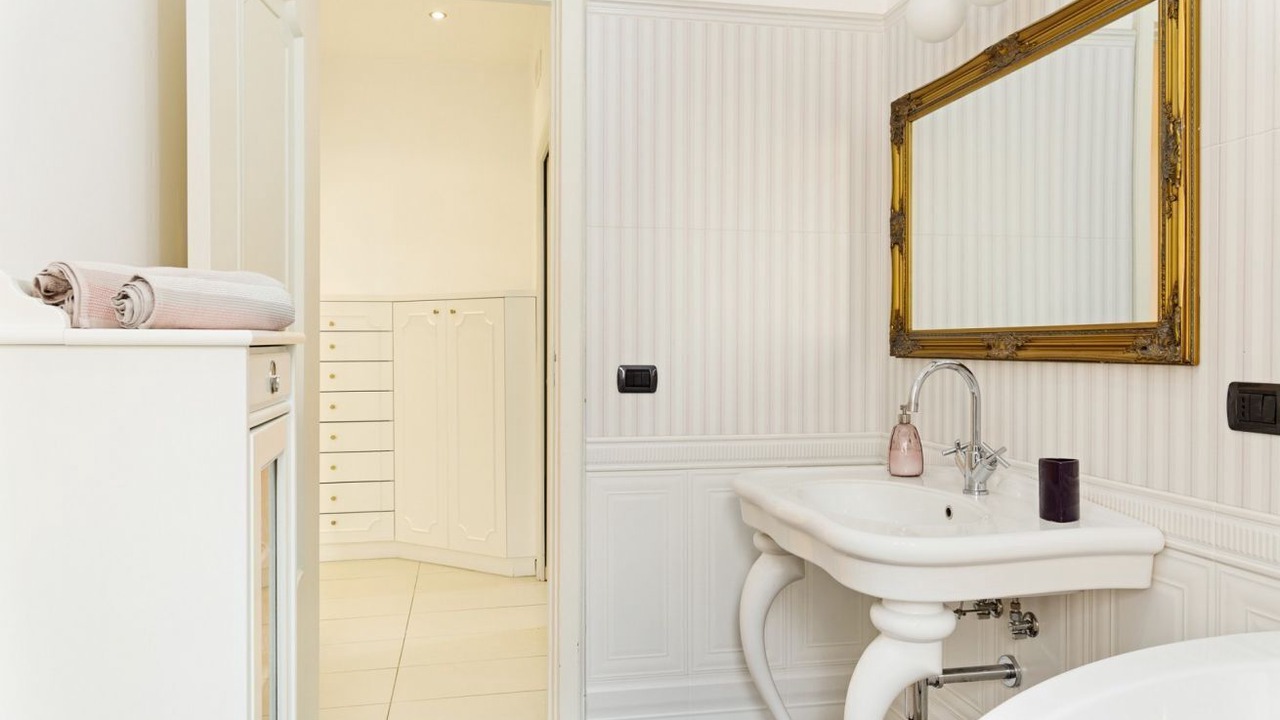 Photo of Bathroom in Arenella
