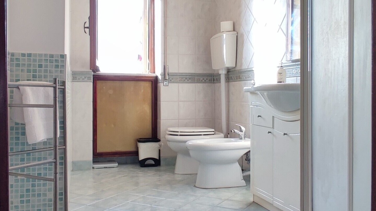 Photo of Bathroom in Portici