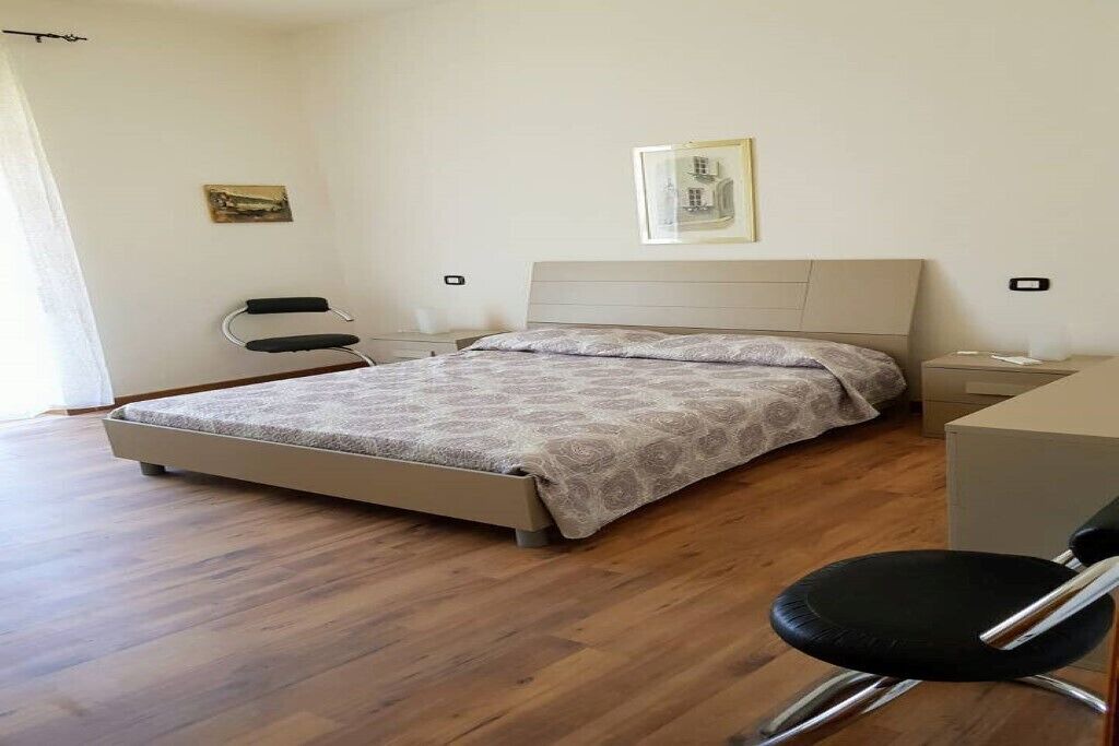 Photo of Bedroom in Crotone