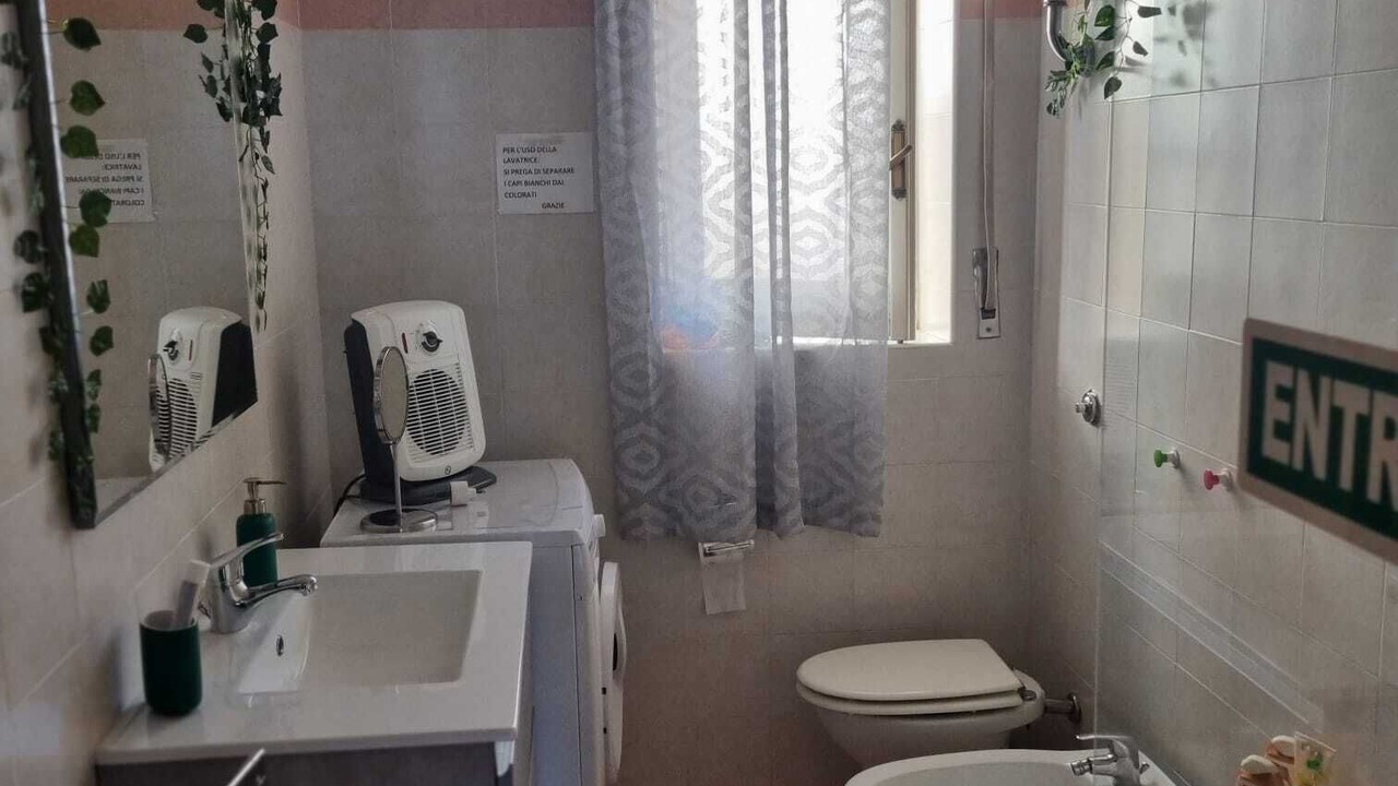 Photo of Bathroom in Crotone