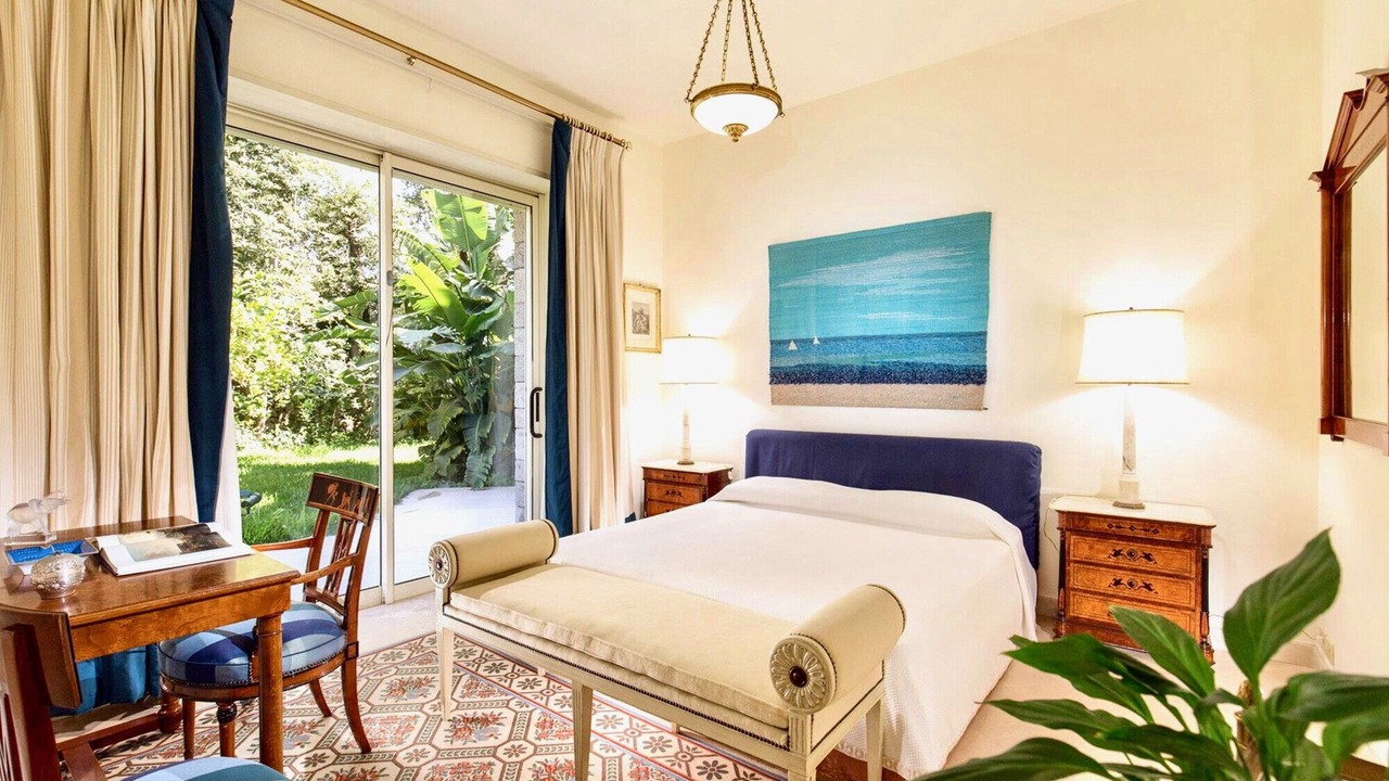Photo of Bedroom in Ischia Porto