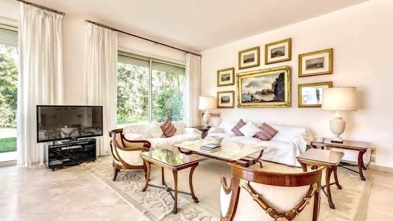 Photo of Livingroom in Ischia Porto