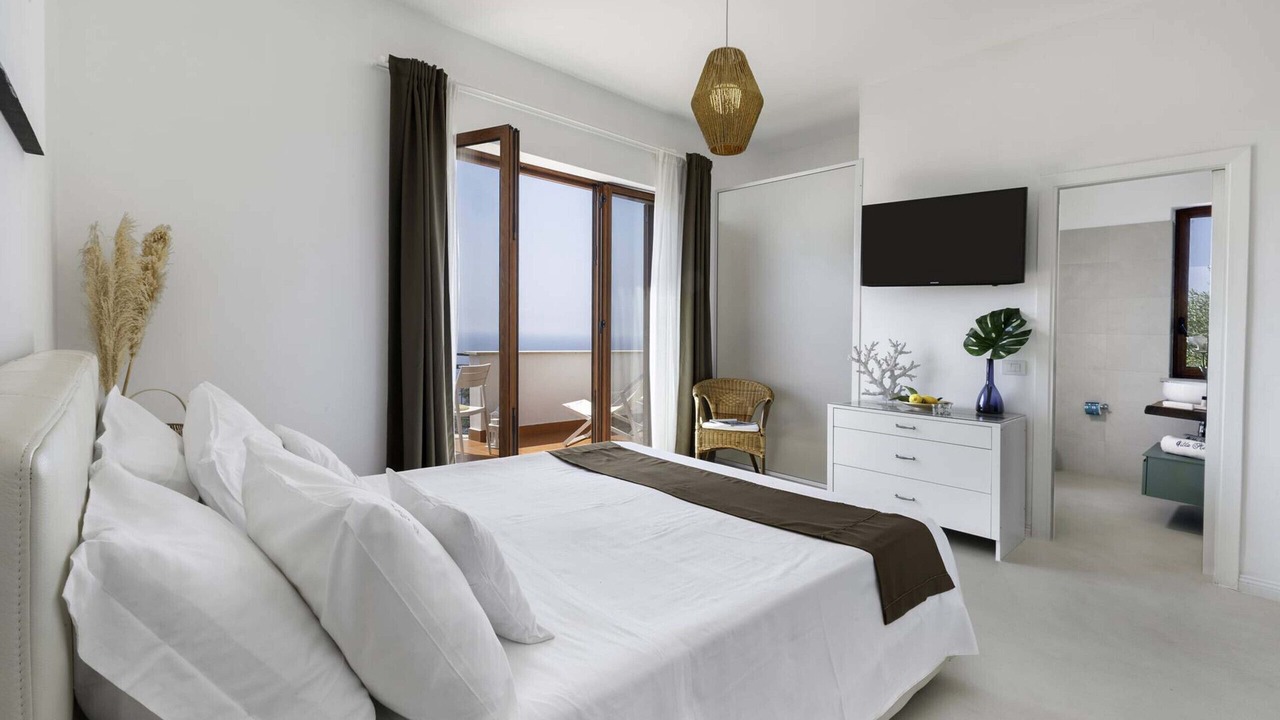 Photo of Bedroom in Sirenuse