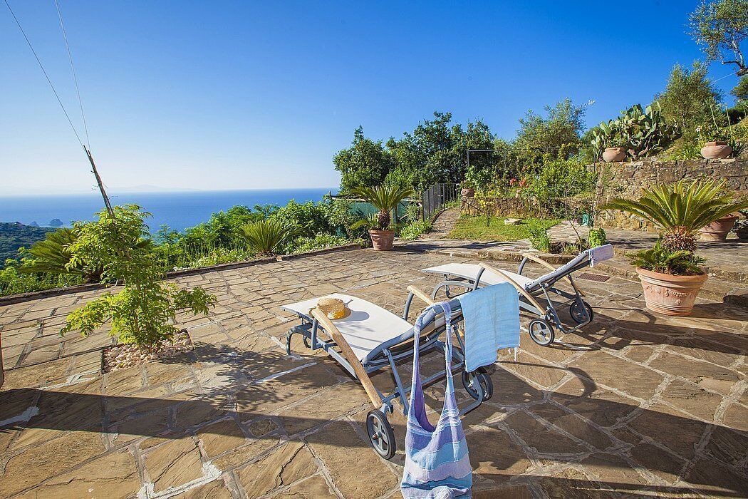 Photo of Patio Balcony in Sant'Agata sui Due Golfi