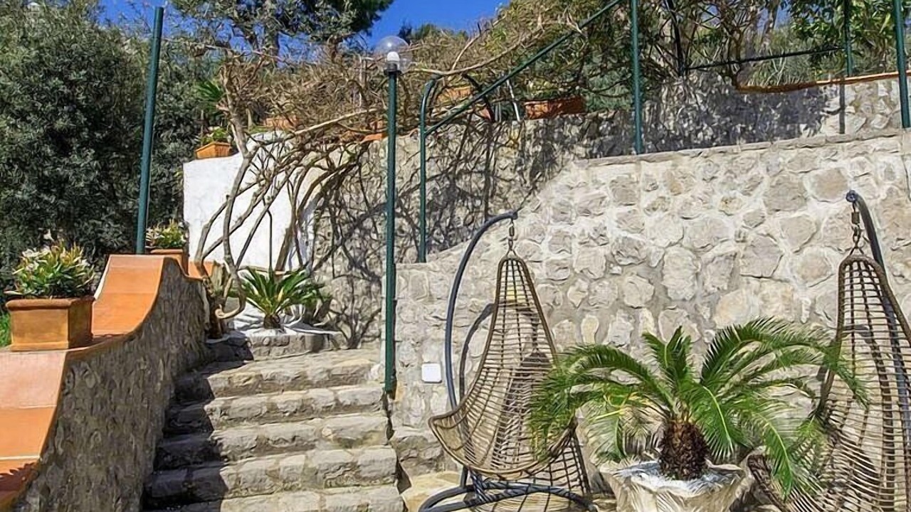 Photo of Outdoor in Sirenuse