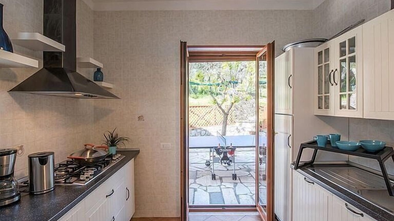 Photo of Kitchen in Sirenuse