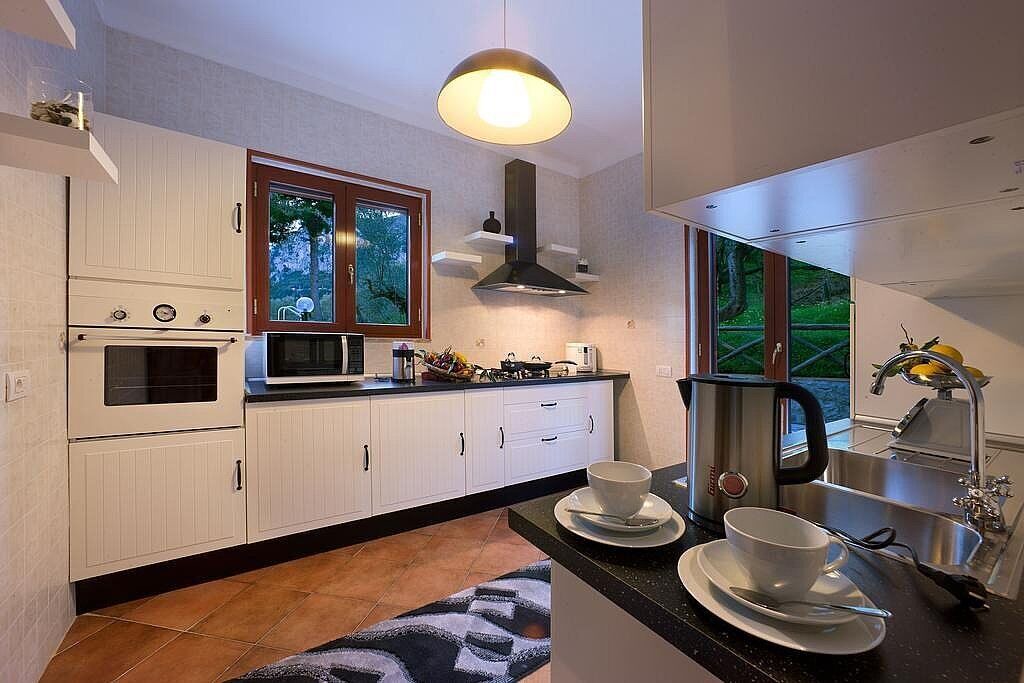 Photo of Kitchen in Sirenuse
