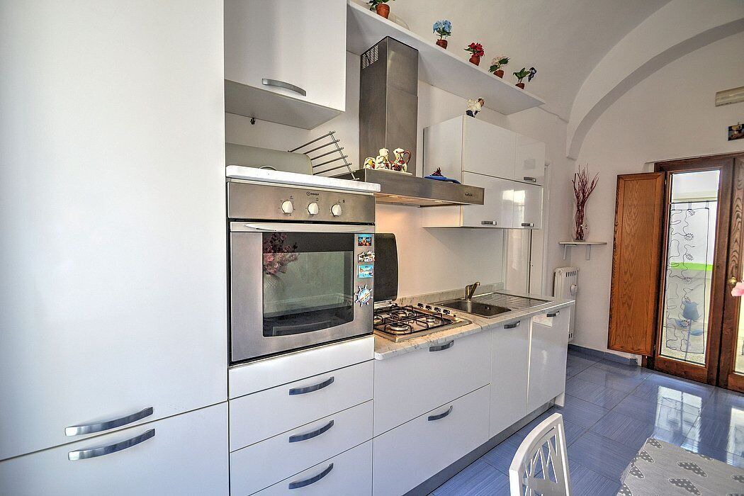 Photo of Kitchen in Meta