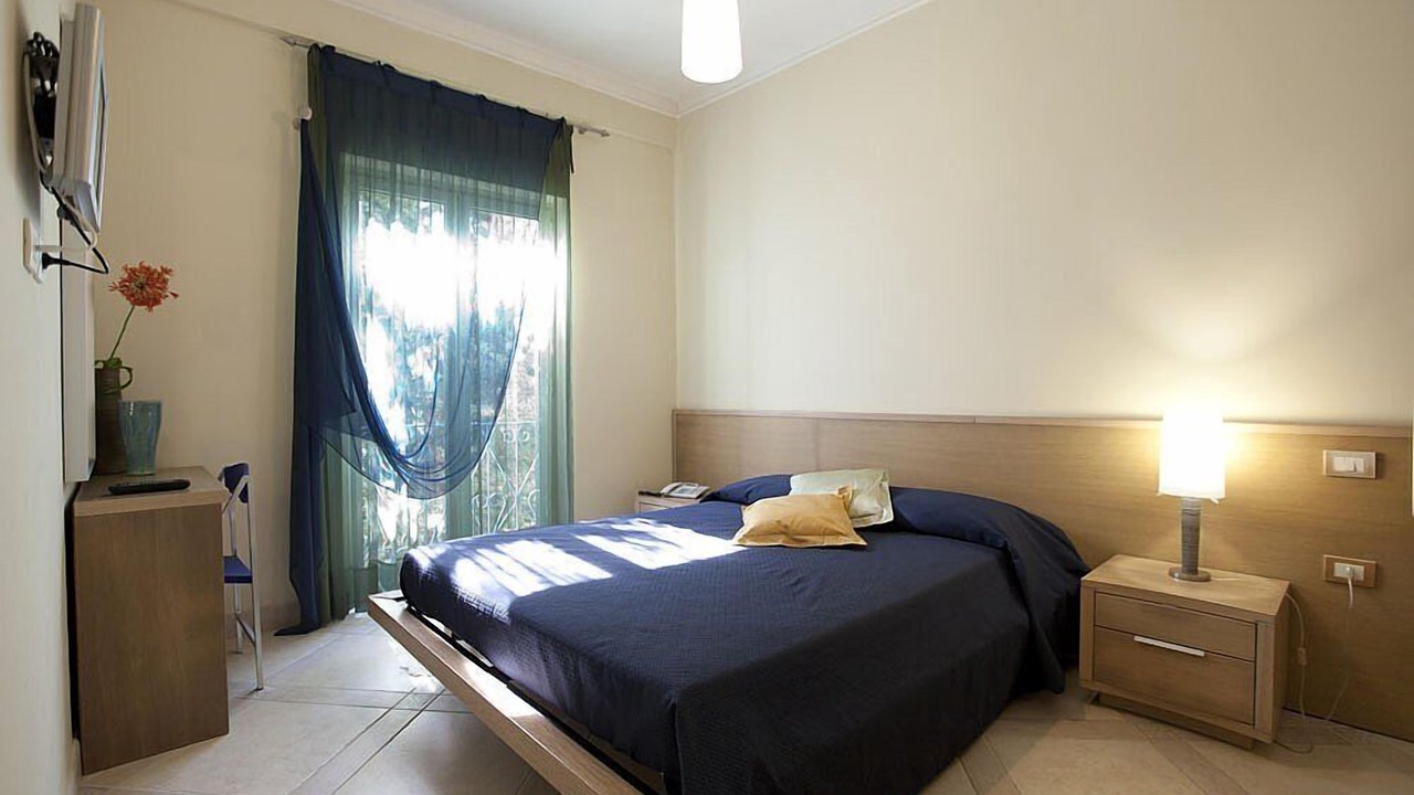 Photo of Bedroom in Ischia Porto