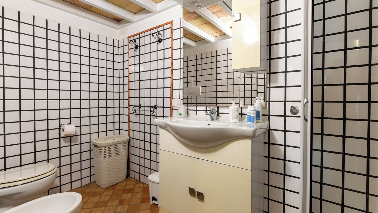 Photo of Bathroom in Ginosa