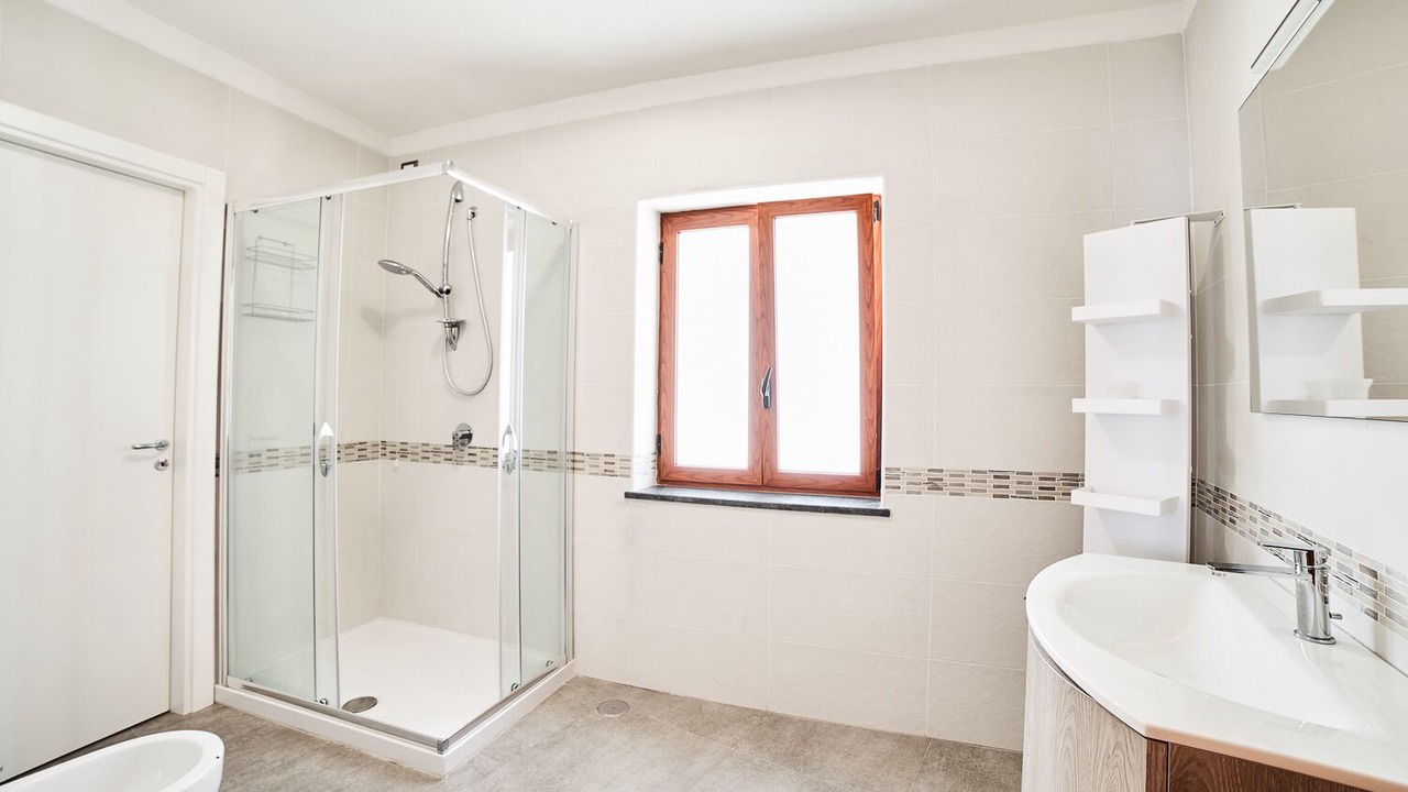 Photo of Bathroom in Scala