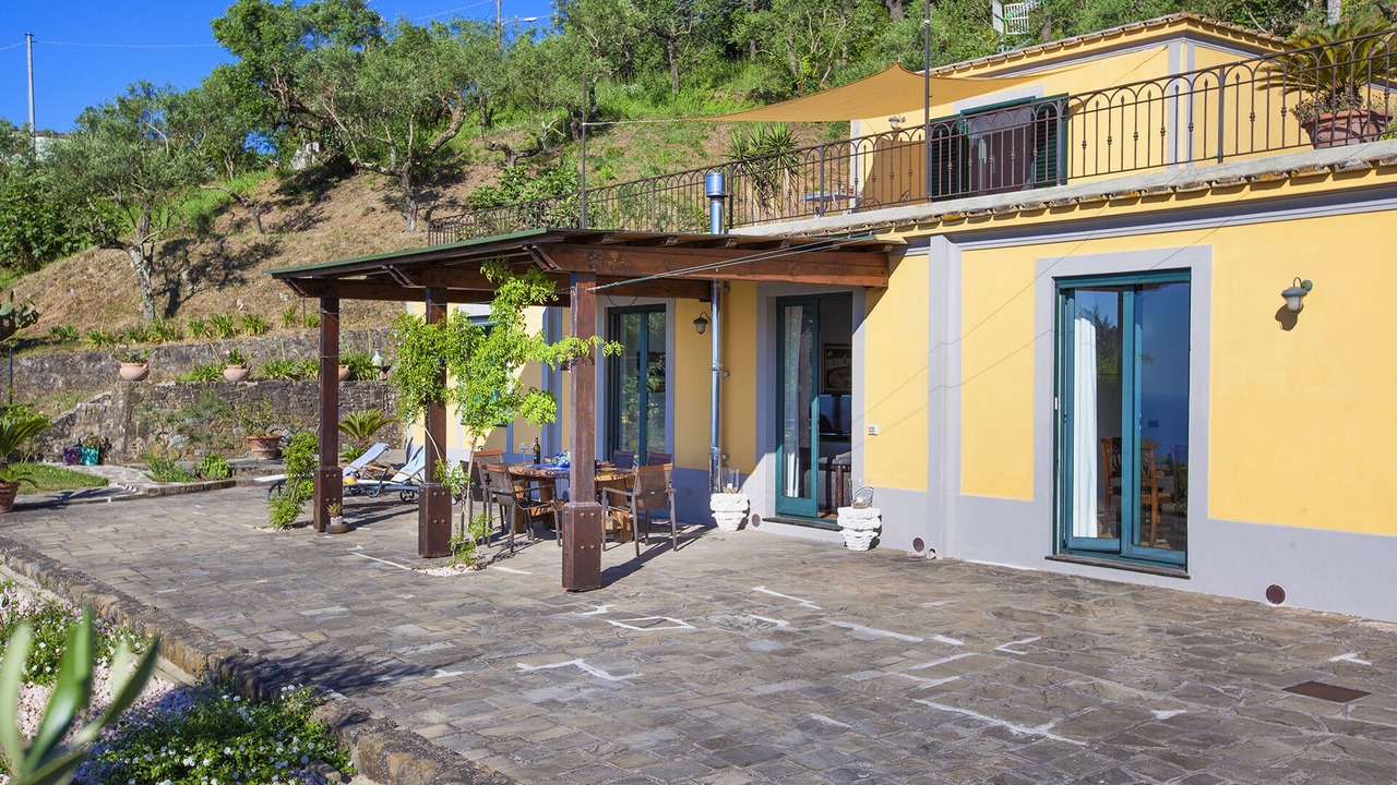 Photo of Patio Balcony in Sant'Agata sui Due Golfi
