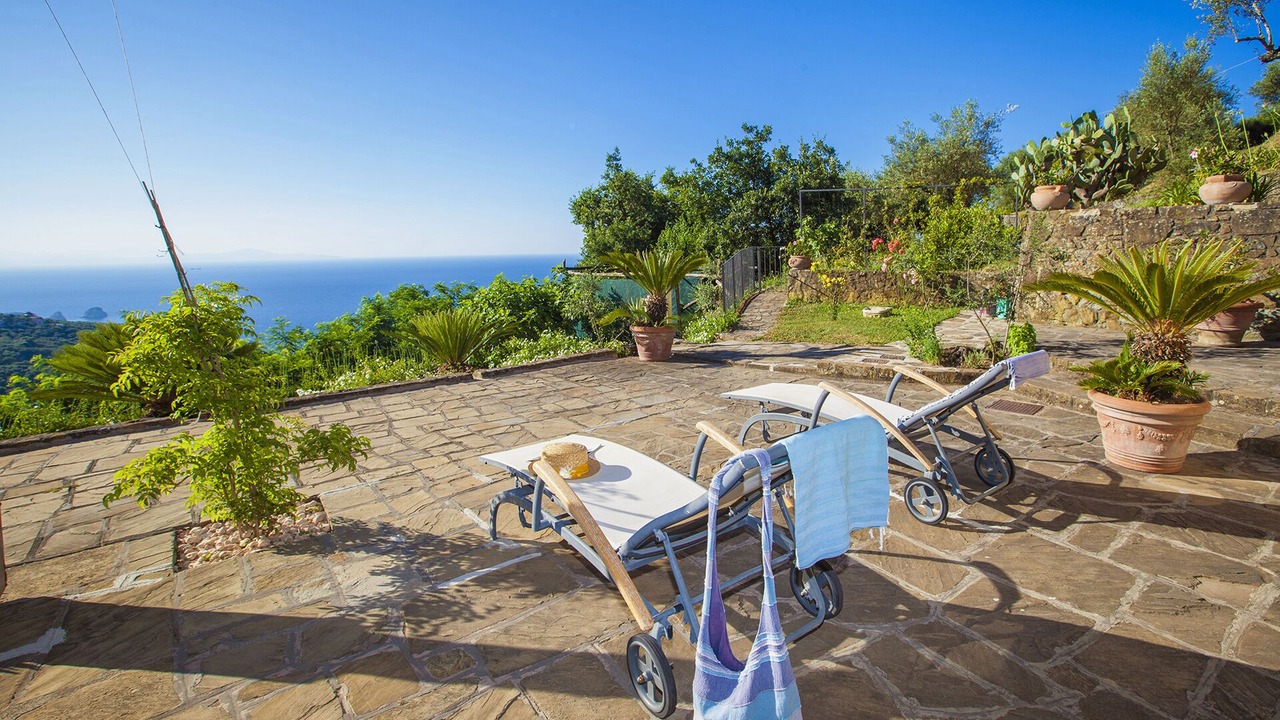 Photo of Patio Balcony in Sant'Agata sui Due Golfi