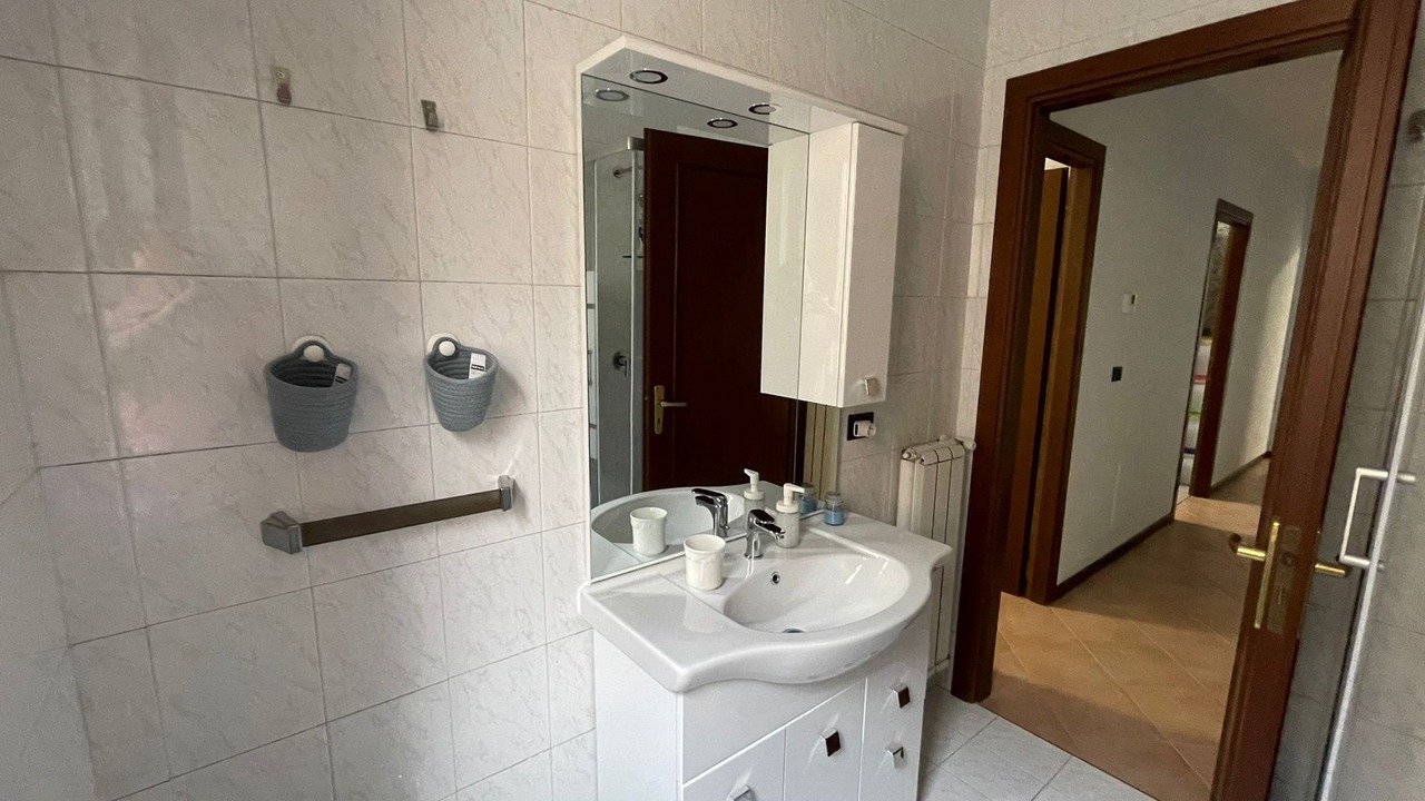 Photo of Bathroom in Mount Vesuvius - Pompei