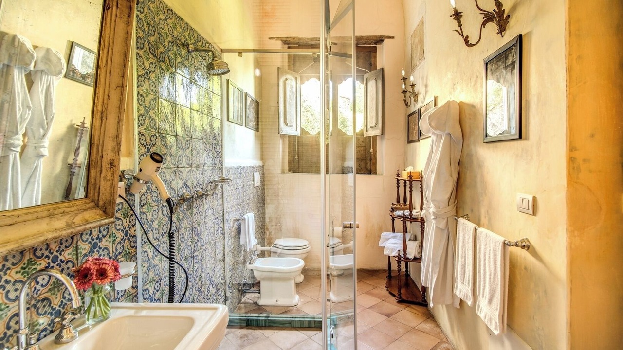 Photo of Bathroom in Montepertuso