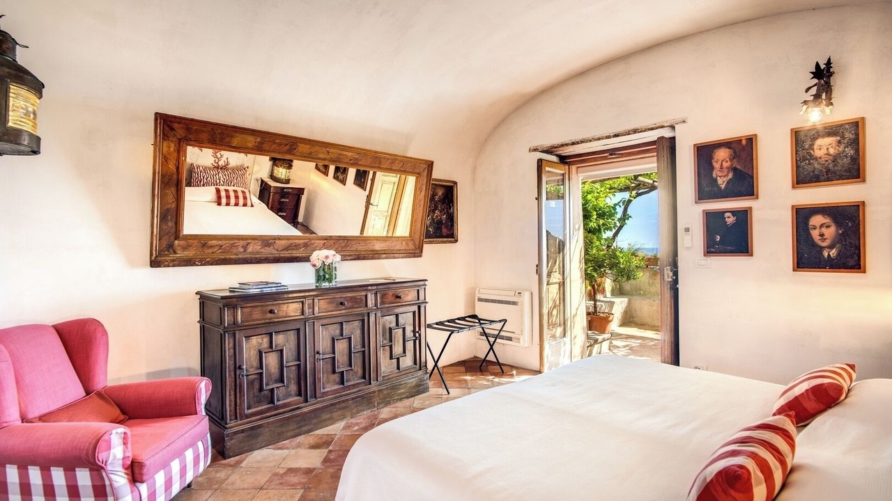 Photo of Bedroom in Montepertuso