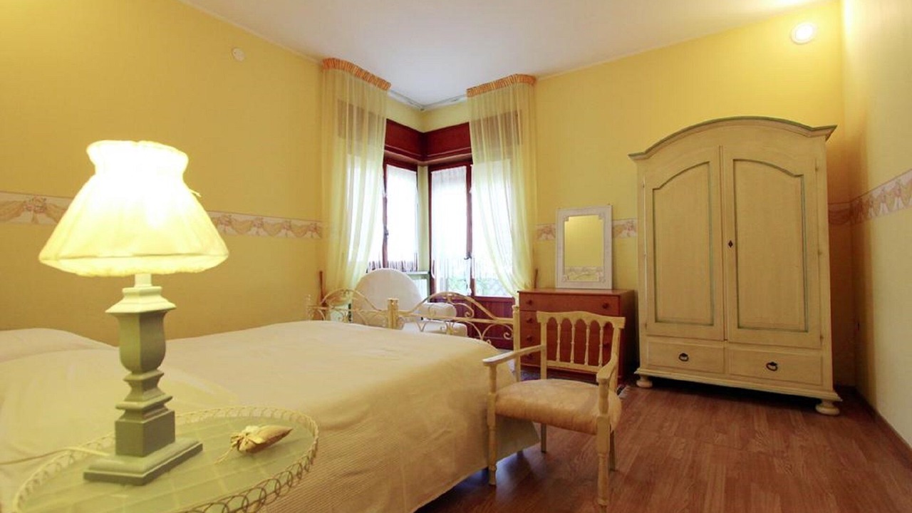 Photo of Bedroom in Tollo