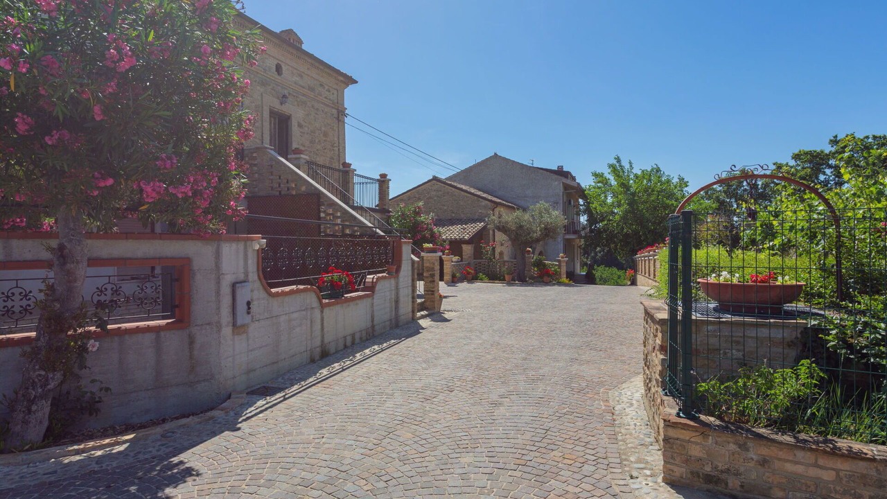 Photo of Others in Crecchio