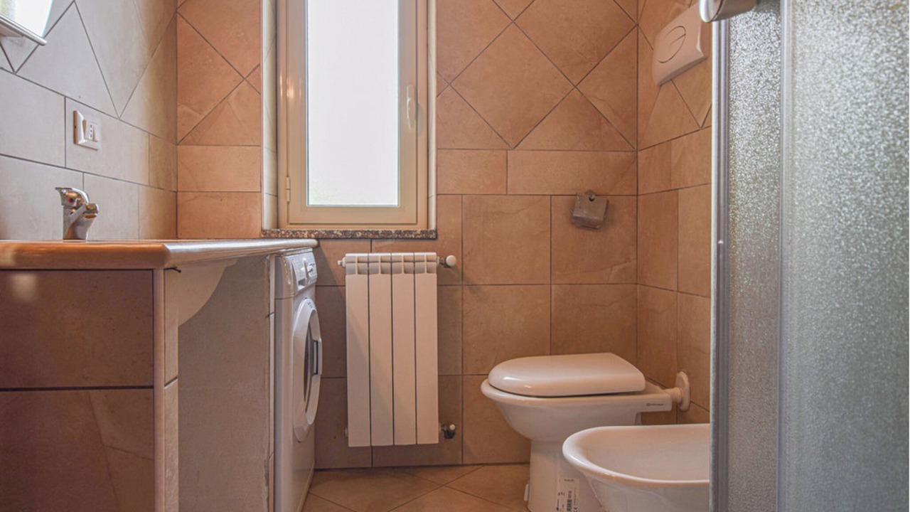 Photo of Bathroom in Falerna