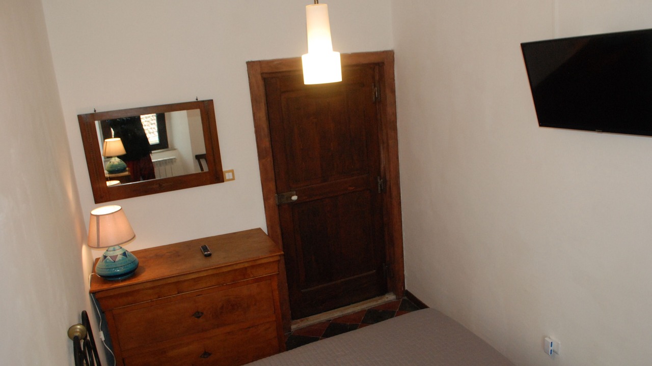 Photo of Bedroom in Cantalupo nel Sannio