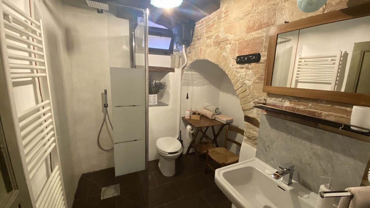 Photo of Bathroom in Cantalupo nel Sannio