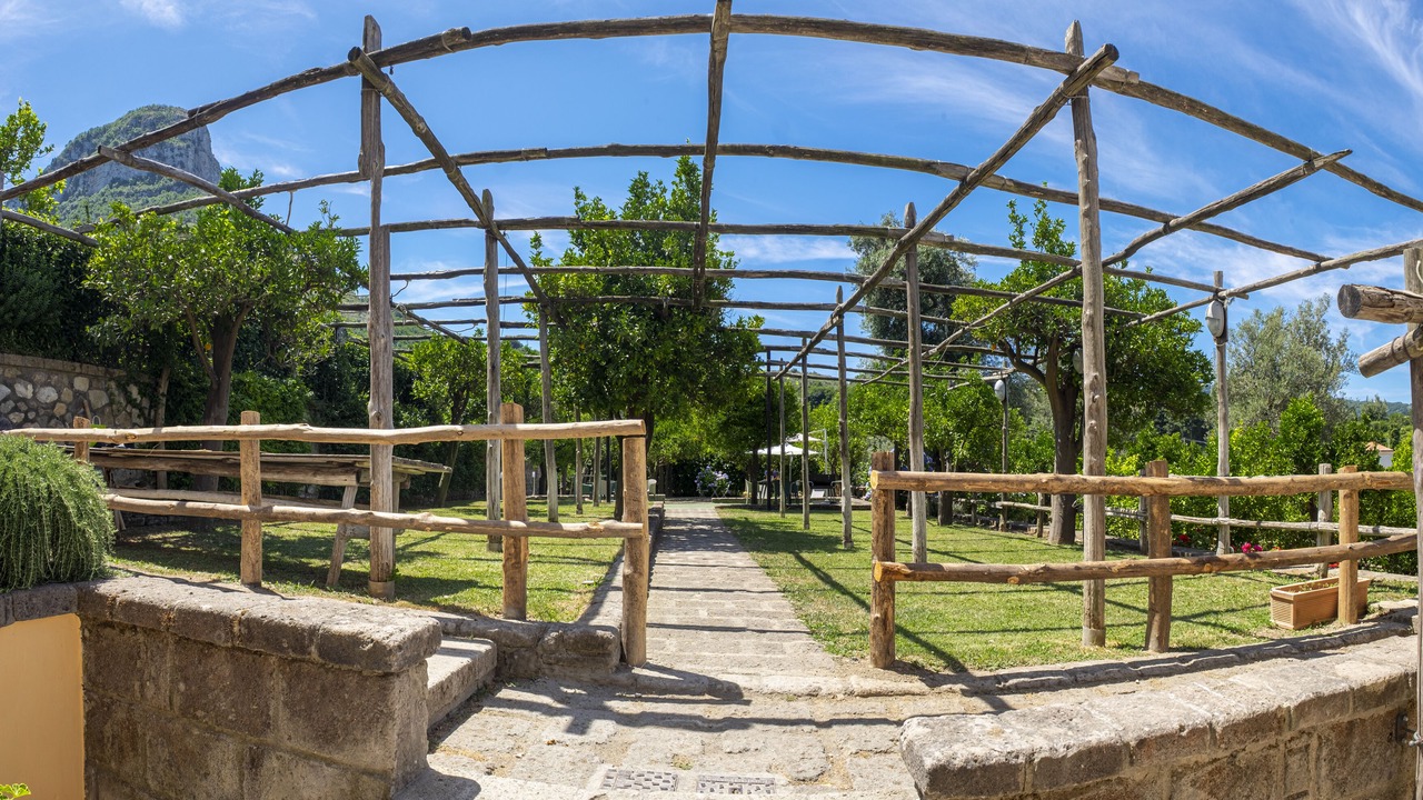 Photo of Outdoor in Meta