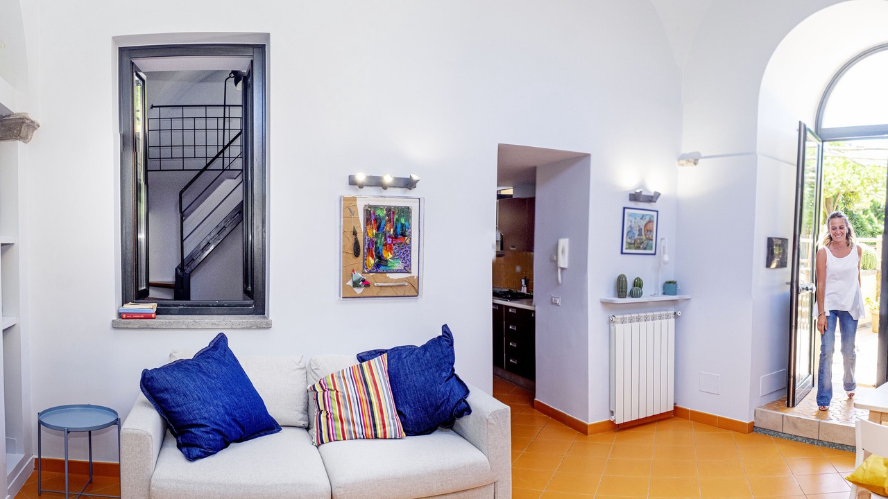 Photo of Livingroom in Meta